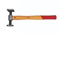 Čekić limarski sa Hickory drškom i glavom 32×28 mm, okrugla nazubljena i glatka kvadratna strana glave za precizan rad na limu 393ZG USAG